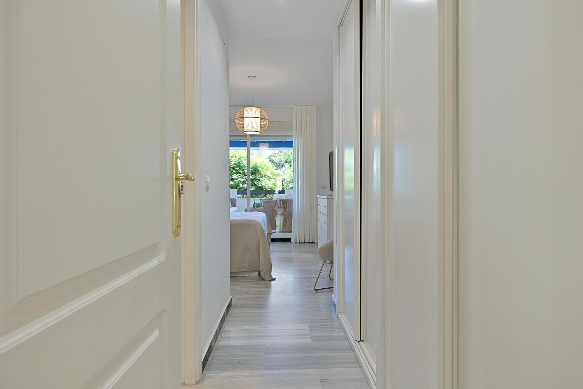 2 Bedroom Apartment In Medina Garden - Puerto Banus Marbella Exterior photo